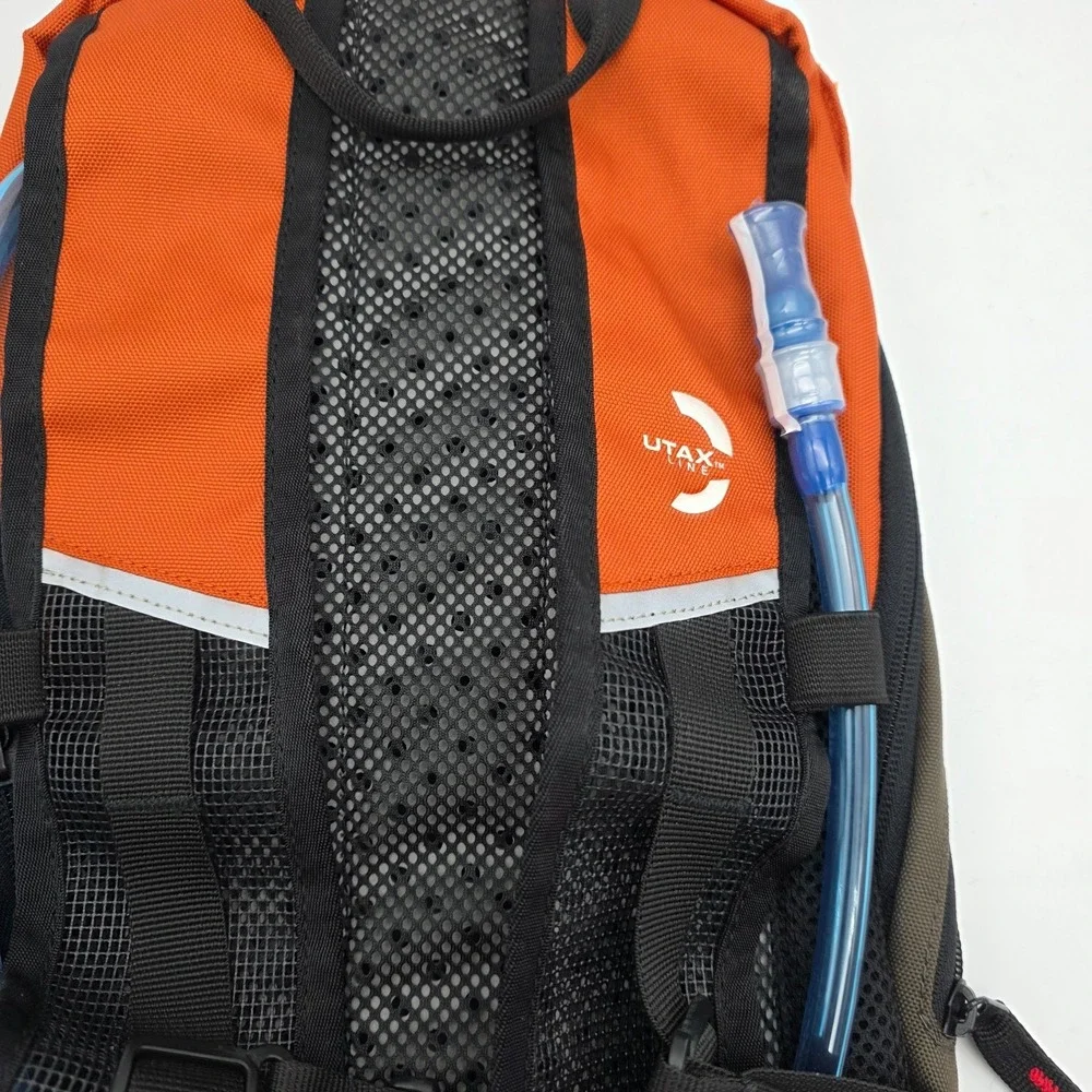 NEW Coleman RTX 200 Hydration Pack Backpack 2L Hiking Storage Water Running‎